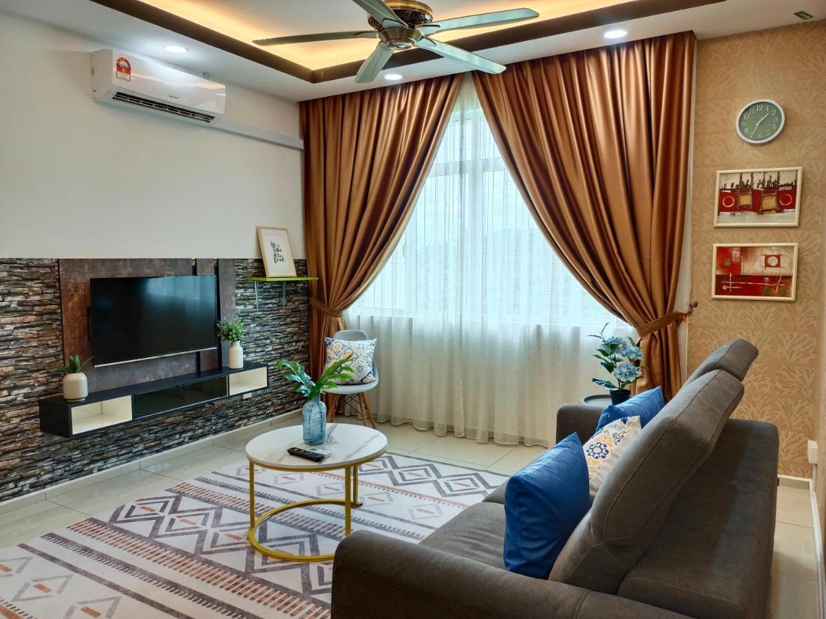 Klia Ehsan Residence Sepang Nilai Greenery 8 Pax Air-Con Exterior foto
