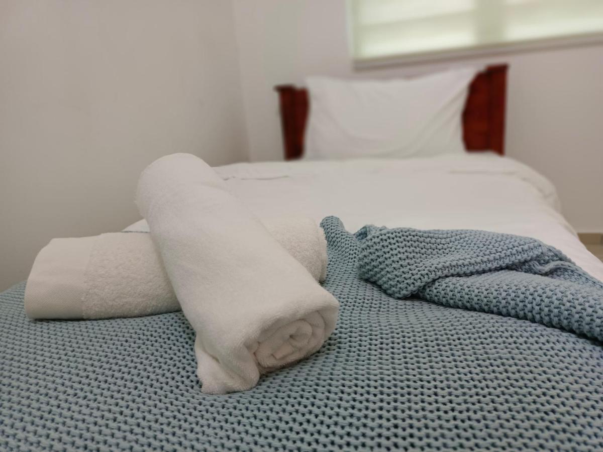 Klia Ehsan Residence Sepang Nilai Greenery 8 Pax Air-Con Exterior foto