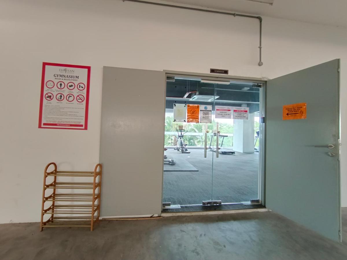 Klia Ehsan Residence Sepang Nilai Greenery 8 Pax Air-Con Exterior foto
