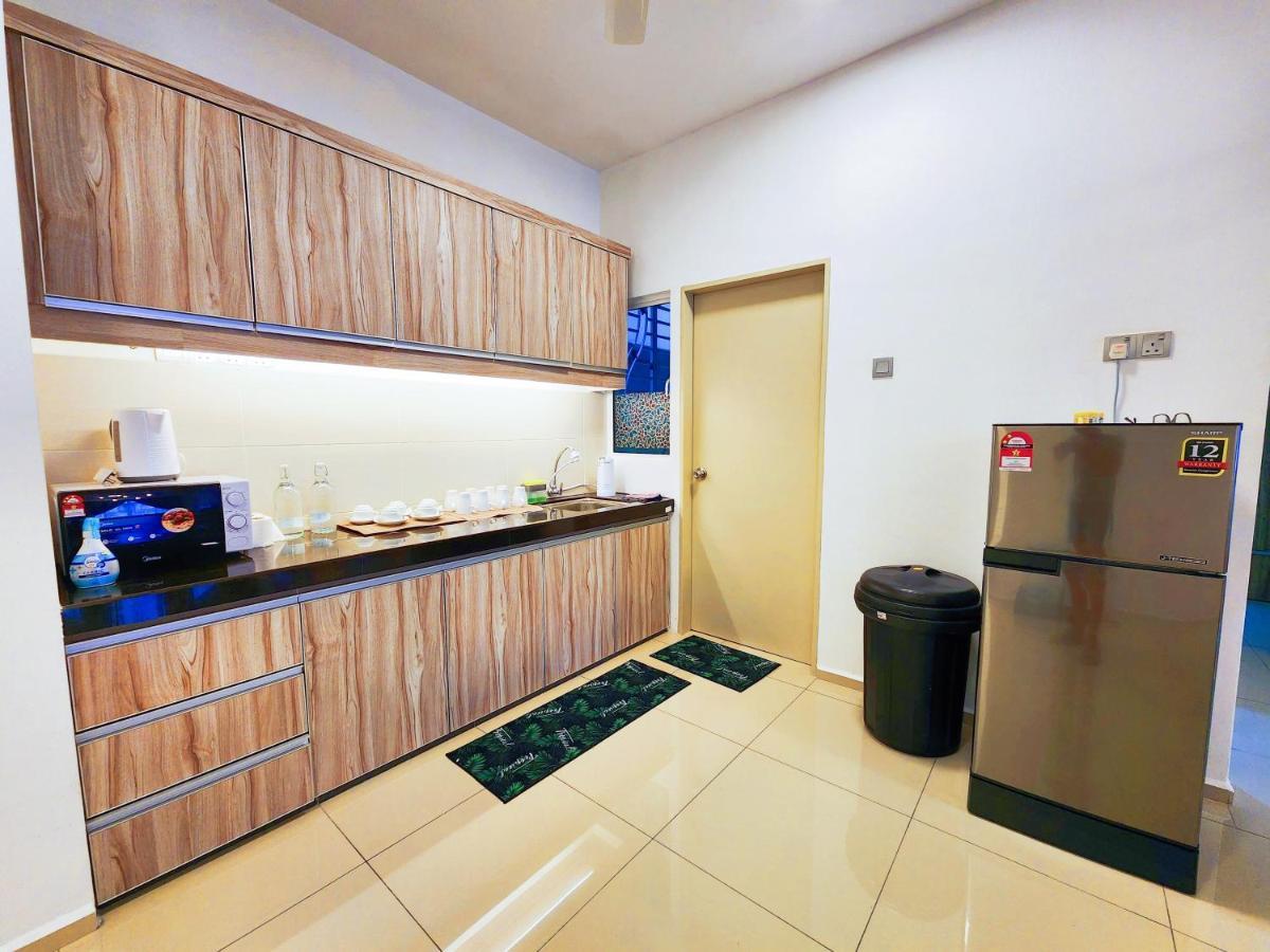Klia Ehsan Residence Sepang Nilai Greenery 8 Pax Air-Con Exterior foto